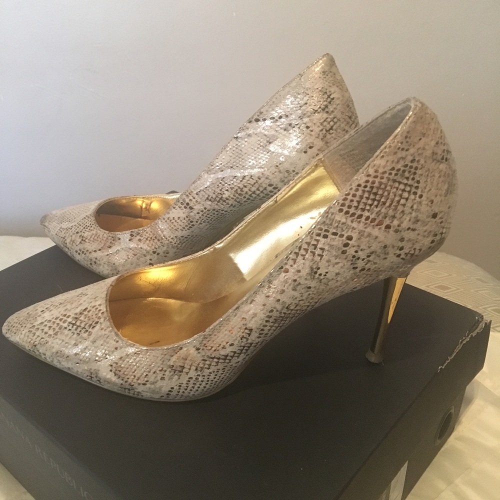 Thalia Sodi Exotic Leather Print Pump